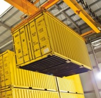 Steel containers for high strain at sea